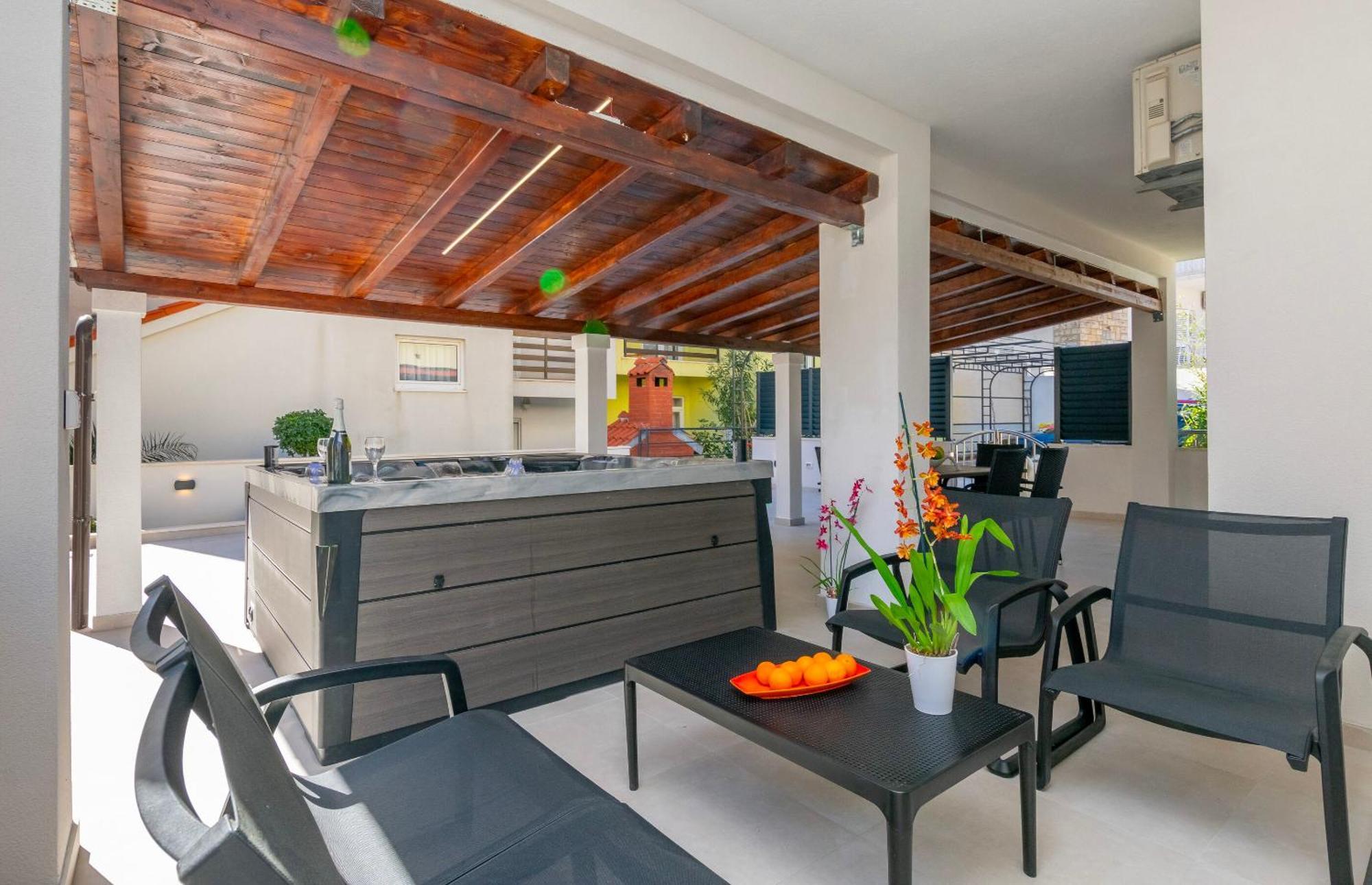 Apartment Dora Duće Dış mekan fotoğraf