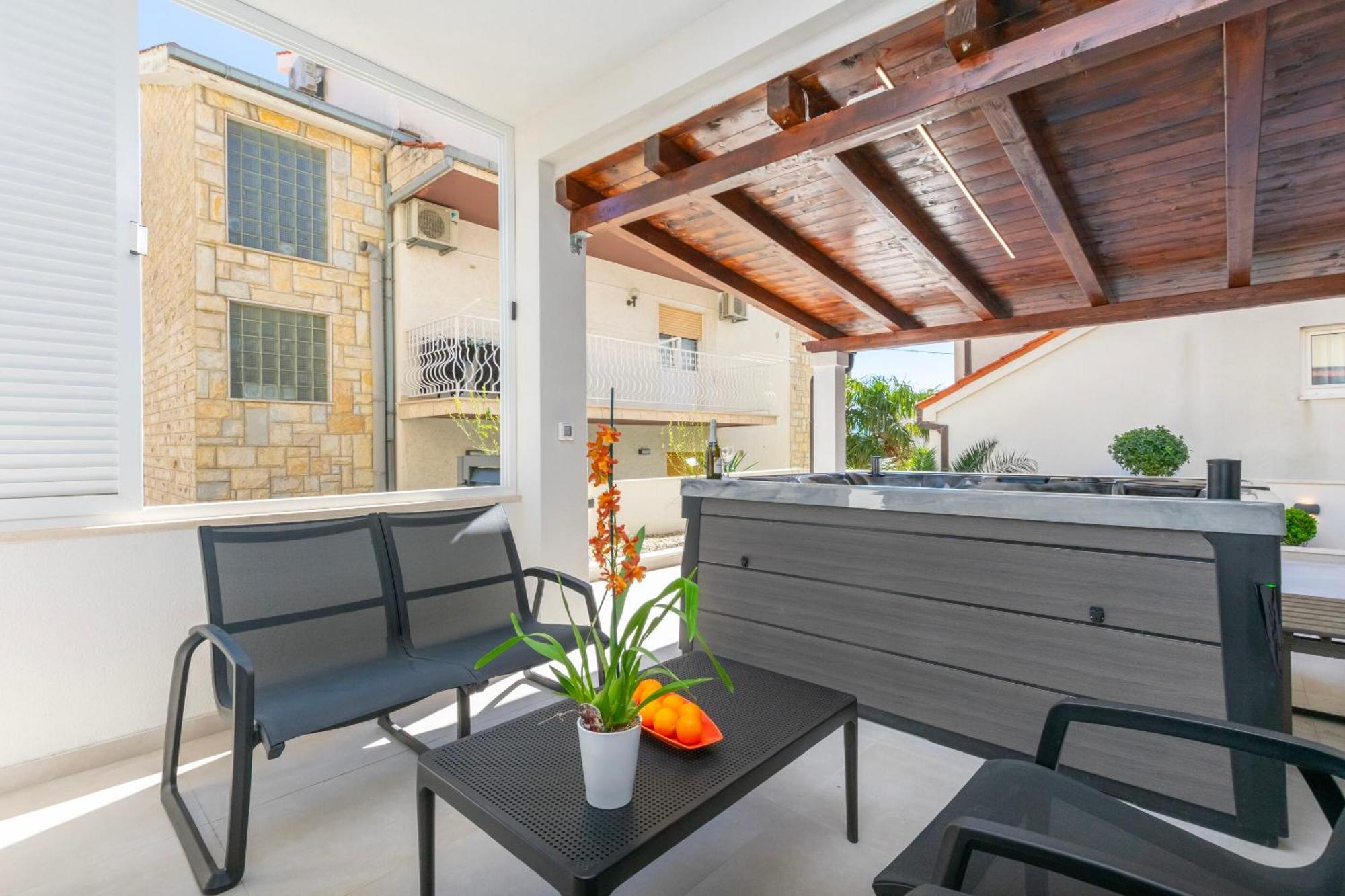 Apartment Dora Duće Dış mekan fotoğraf