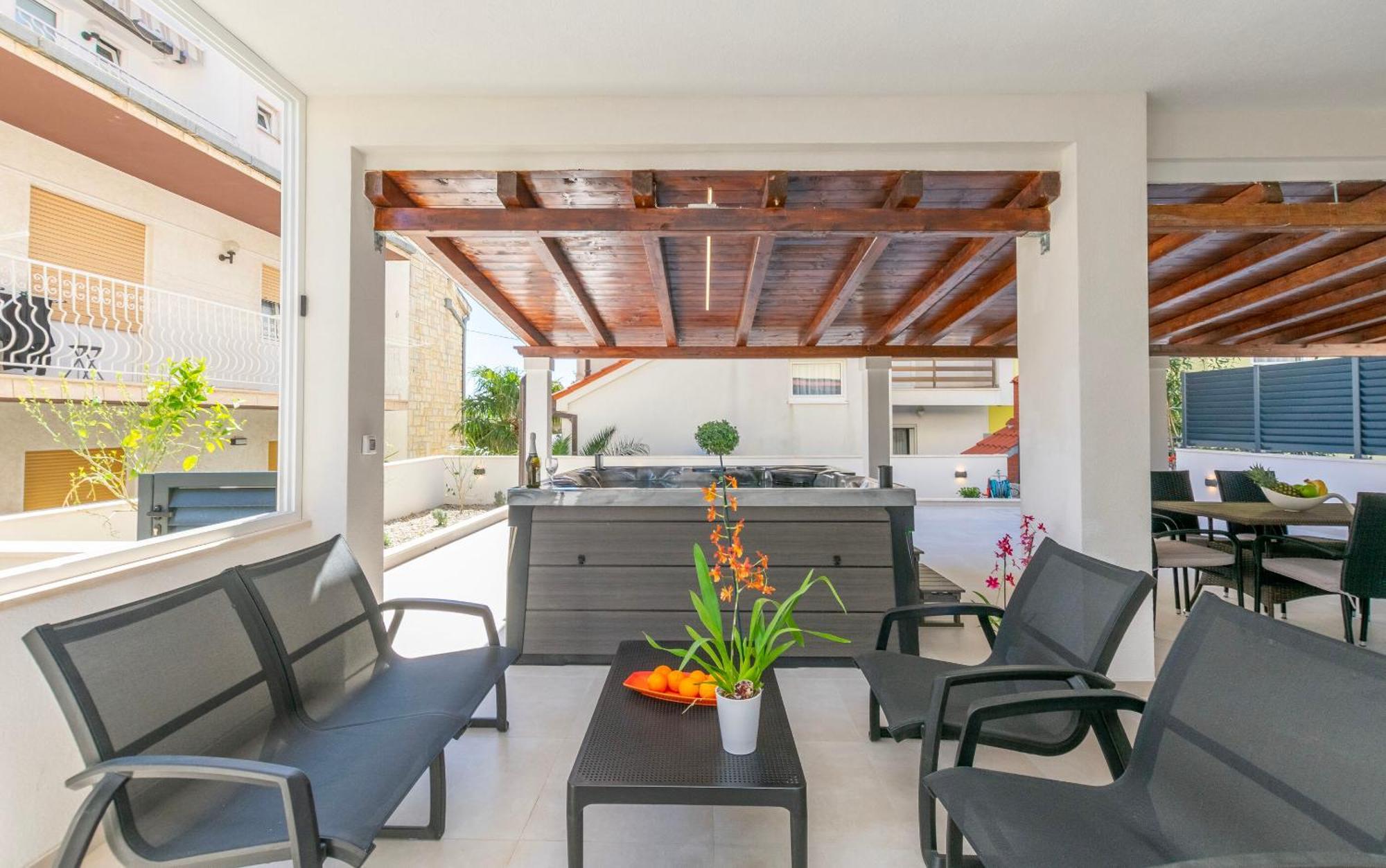 Apartment Dora Duće Dış mekan fotoğraf