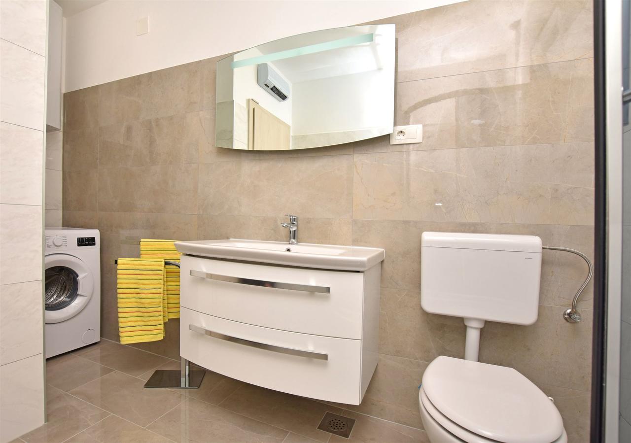 Apartment Dora Duće Dış mekan fotoğraf